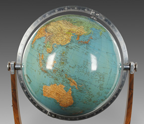 20世纪中期，德国哥伦布埃尔德globus公司制造的地球仪