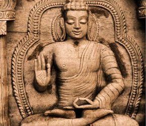 浮雕的细节描绘佛陀手势的维塔卡摩德拉