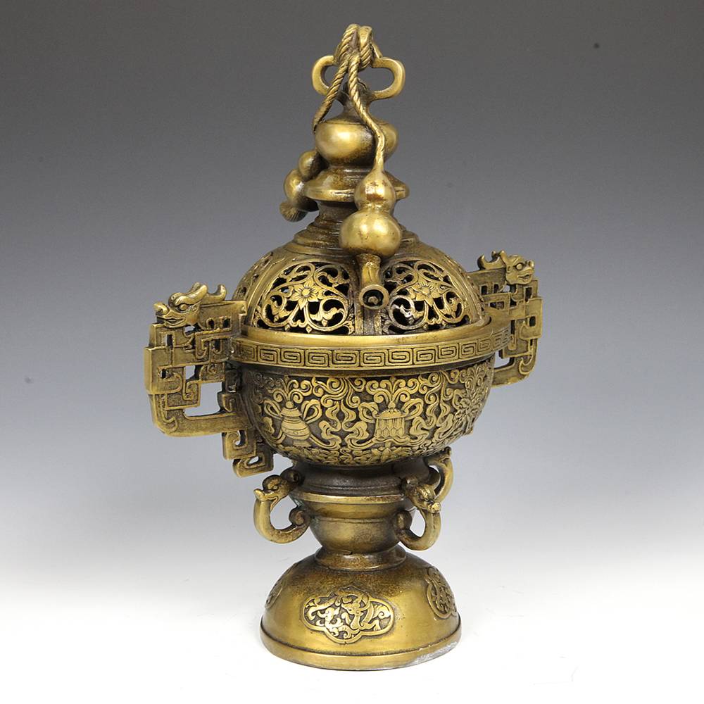 A1900-039 -香炉龙柄，阿斯塔曼加拉图案和学者葫芦装饰的盖子