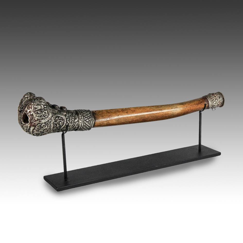 A1900-173.– Shamanic Thigh Bone Trumpet