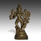 站着的湿婆雕像，和Parvati
