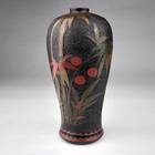 日本Totai“树皮”花瓶描绘竹子和鲜花